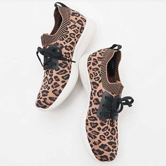 skechers bobs leopard print